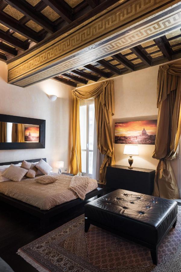 Lägenhet Nsm 71Viadelcorso Luxury Apartment Con Terrazzo