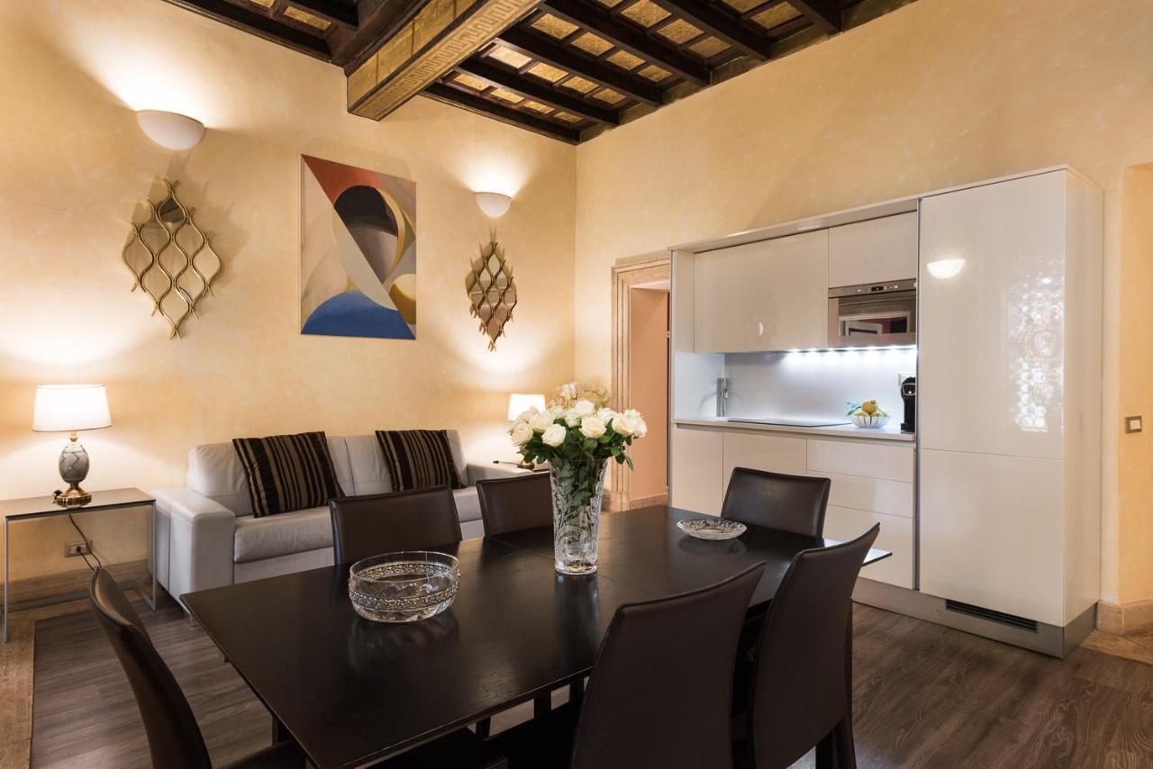Nsm 71Viadelcorso Luxury Apartment Con Terrazzo * Rom