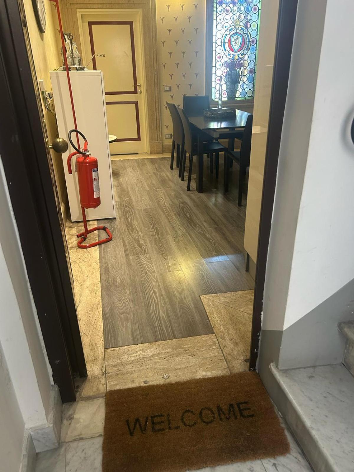 Lägenhet Nsm 71Viadelcorso Luxury Apartment Con Terrazzo *